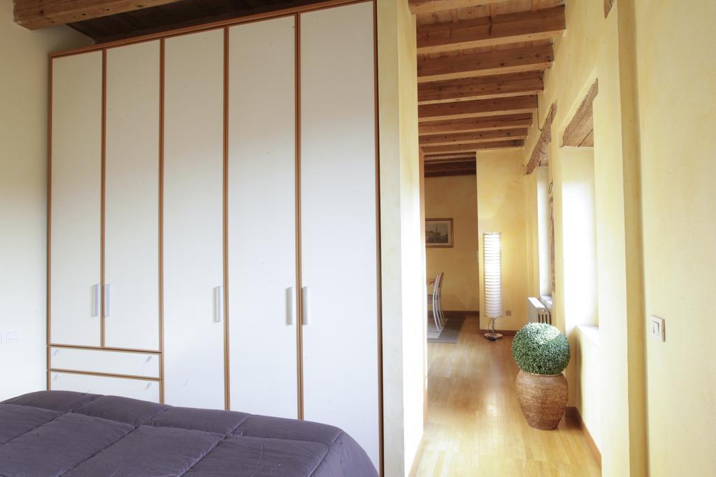 La Corte Antica Apartment Bergamo Bilik gambar