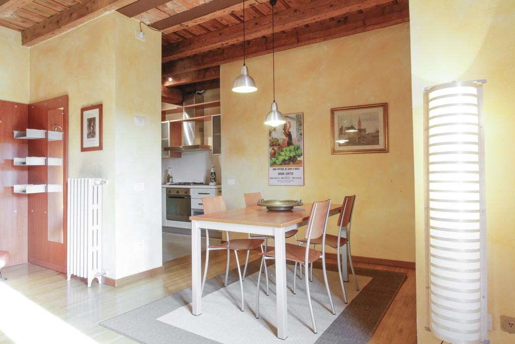 La Corte Antica Apartment Bergamo Bilik gambar